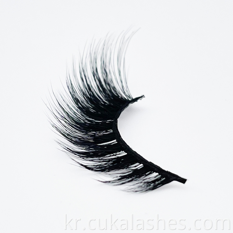 Cat Eye Natural Lashes